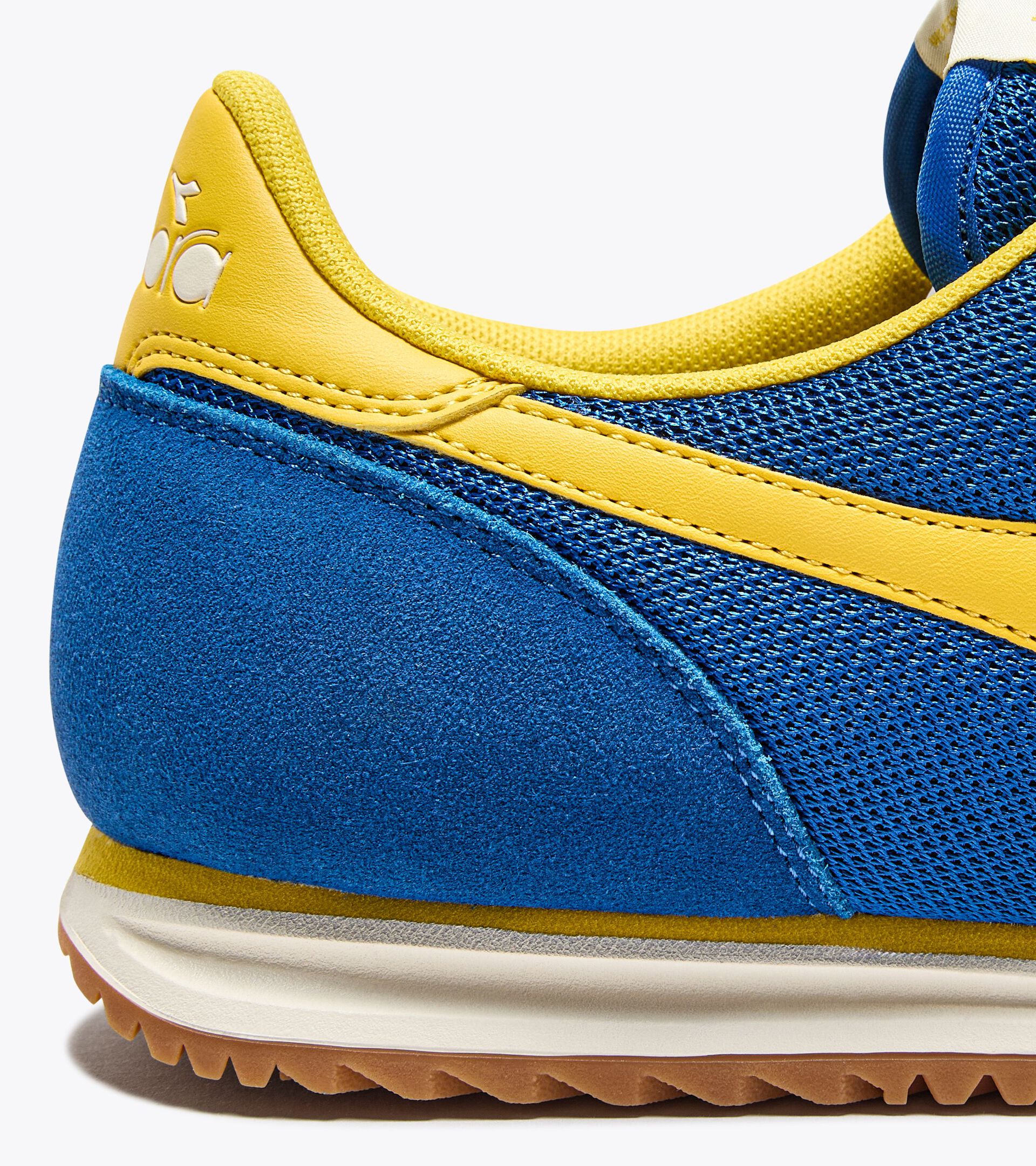 Diadora CROSS Low Profile Suede Trainer Blue/Yellow - 1519 - Image 3