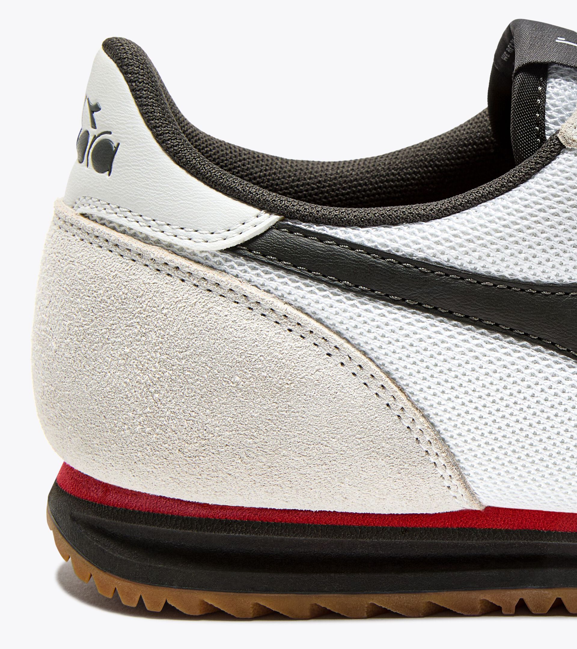 Diadora CROSS Low Profile Suede Trainer White/Black Beluga - 1533 - Image 5