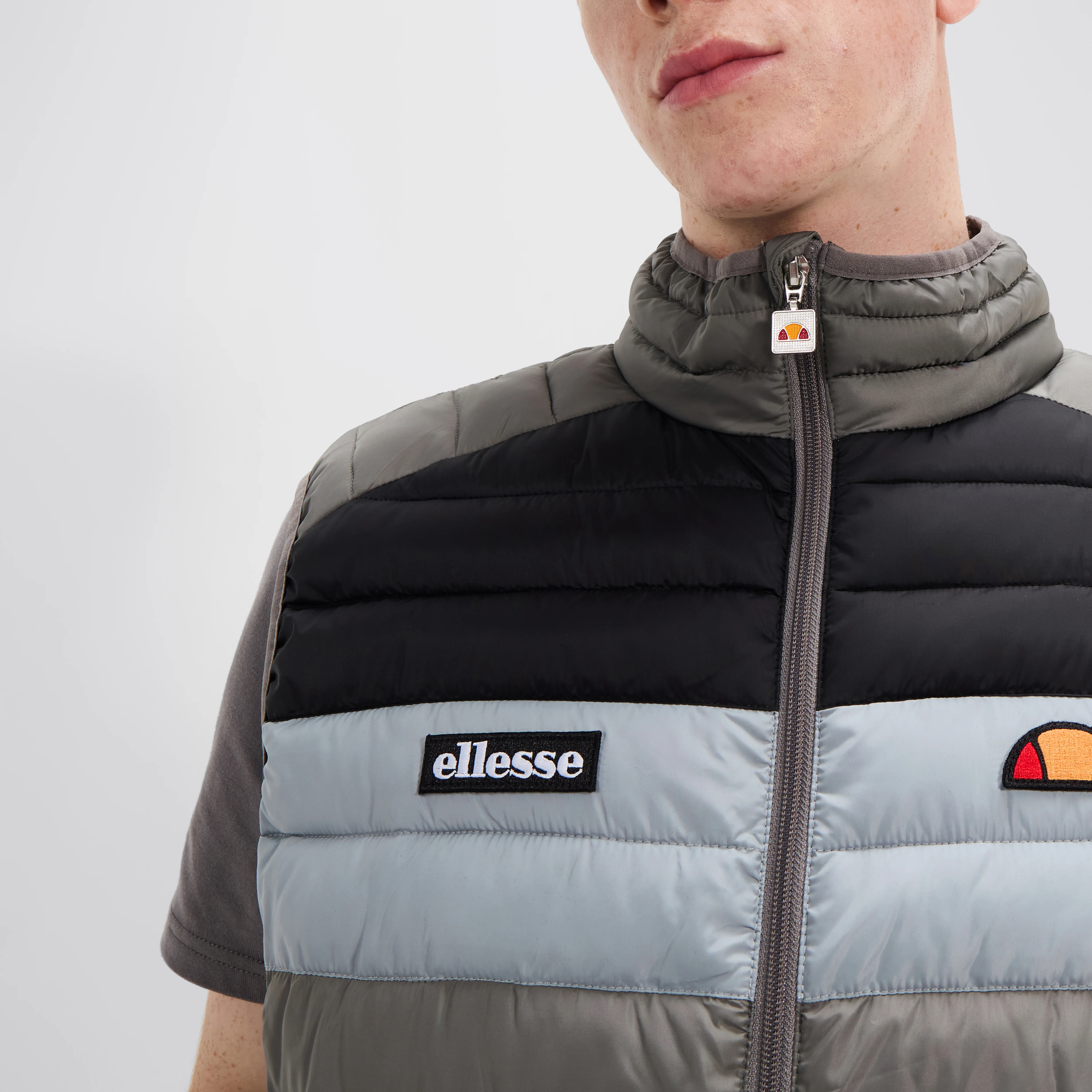 Ellesse Bardy Gilet Body Warmer Grey - 697 - Image 3