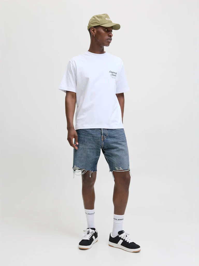 Jack & Jones Tony Cooper 590 Loose Fit Distressed Denim Shorts Mid Blue - 939 - Image 3
