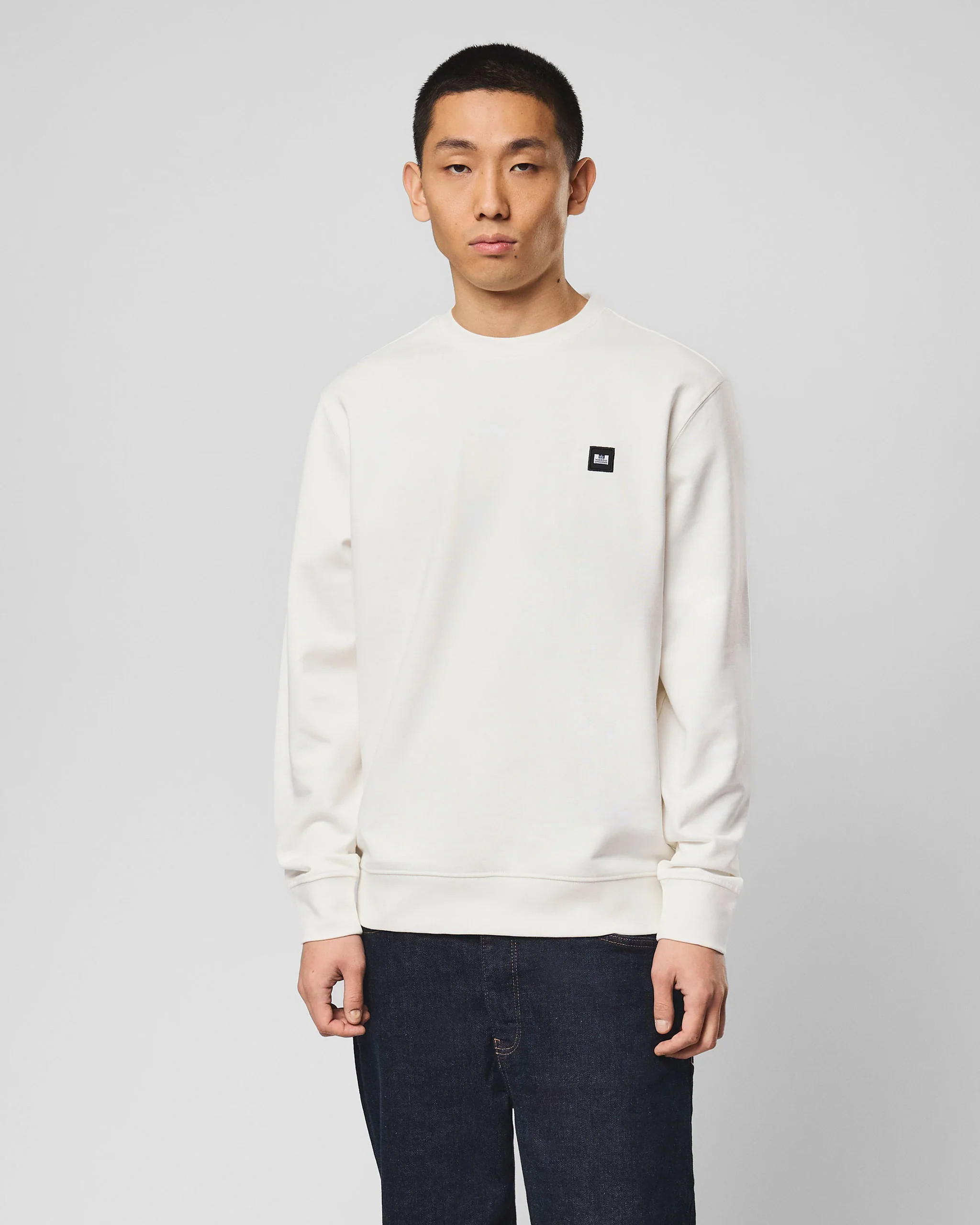 Weekend Offender Ferrer Badge Sweater Ghost - 409