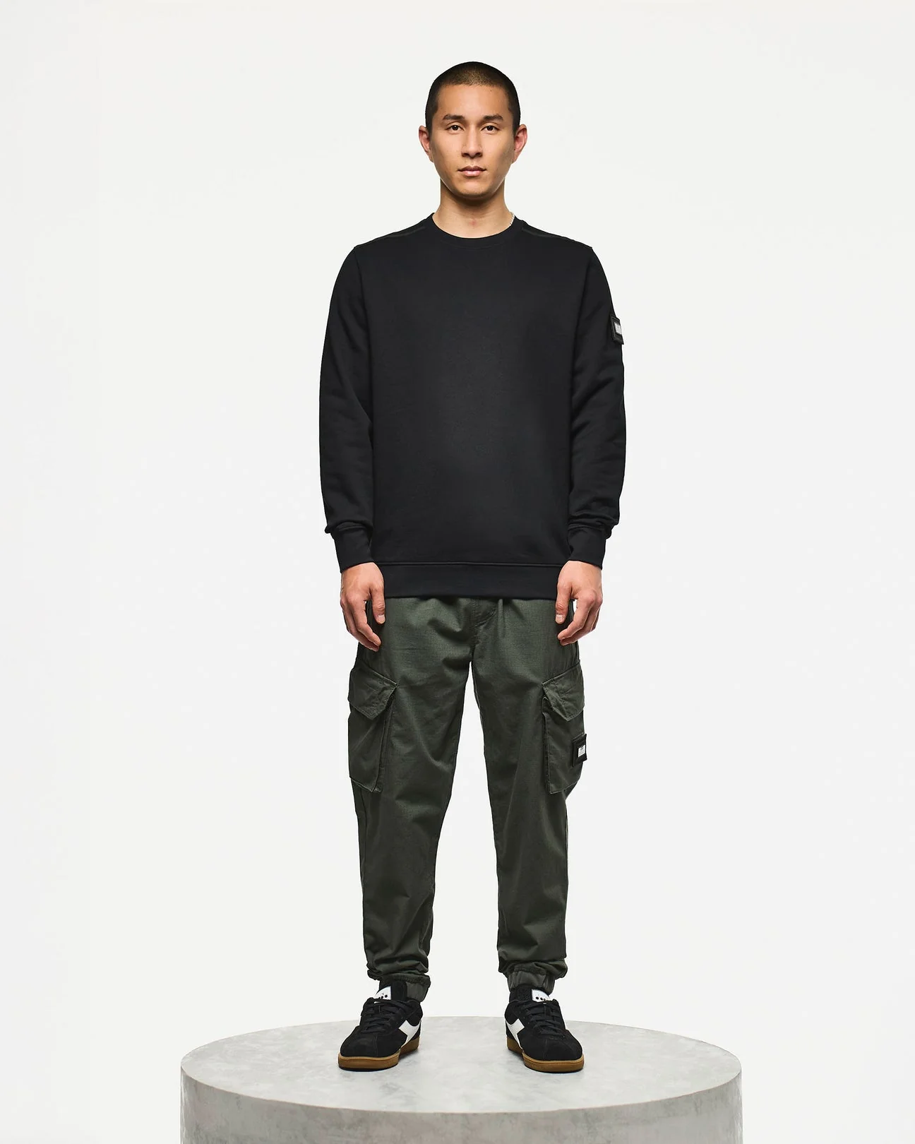 Weekend Offender Thunder Crew Sweater With Parachute Binding Black - 517 - Image 7
